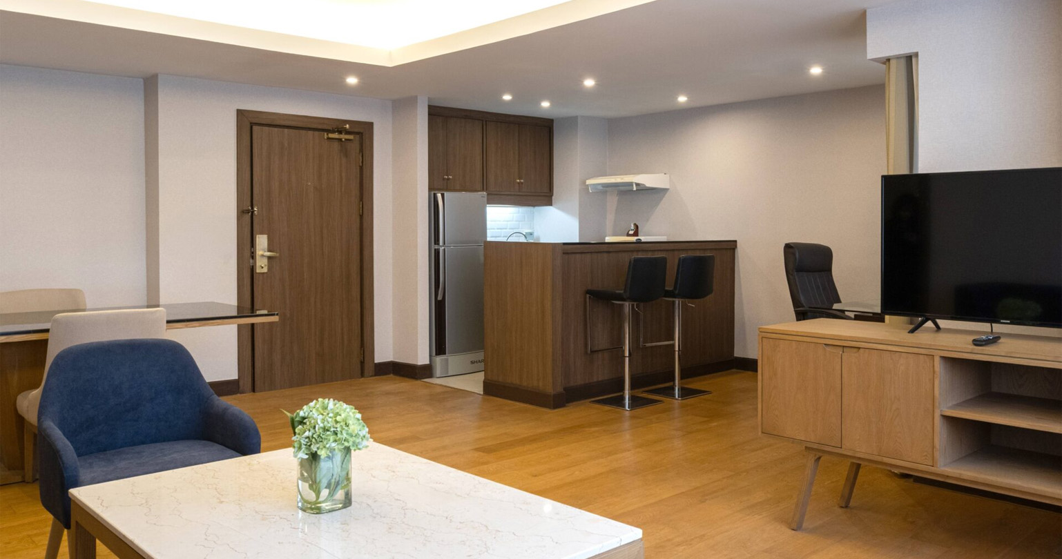 who-stays-in-bangkok-monthly-hotels-06